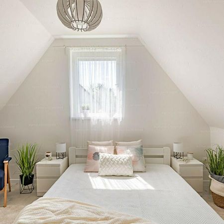Madarasz 5 Deluxe Vendeghaz Villa Balatonalmádi Exteriör bild
