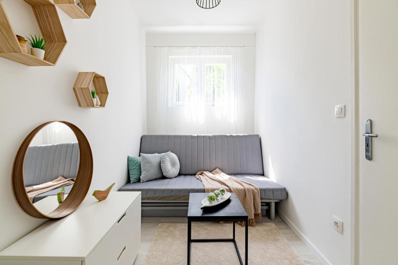 Madarasz 5 Deluxe Vendeghaz Villa Balatonalmádi Exteriör bild