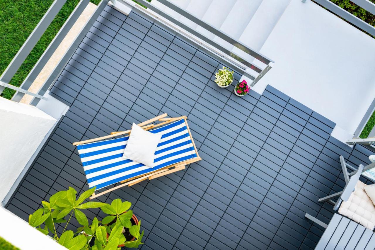 Madarasz 5 Deluxe Vendeghaz Villa Balatonalmádi Exteriör bild